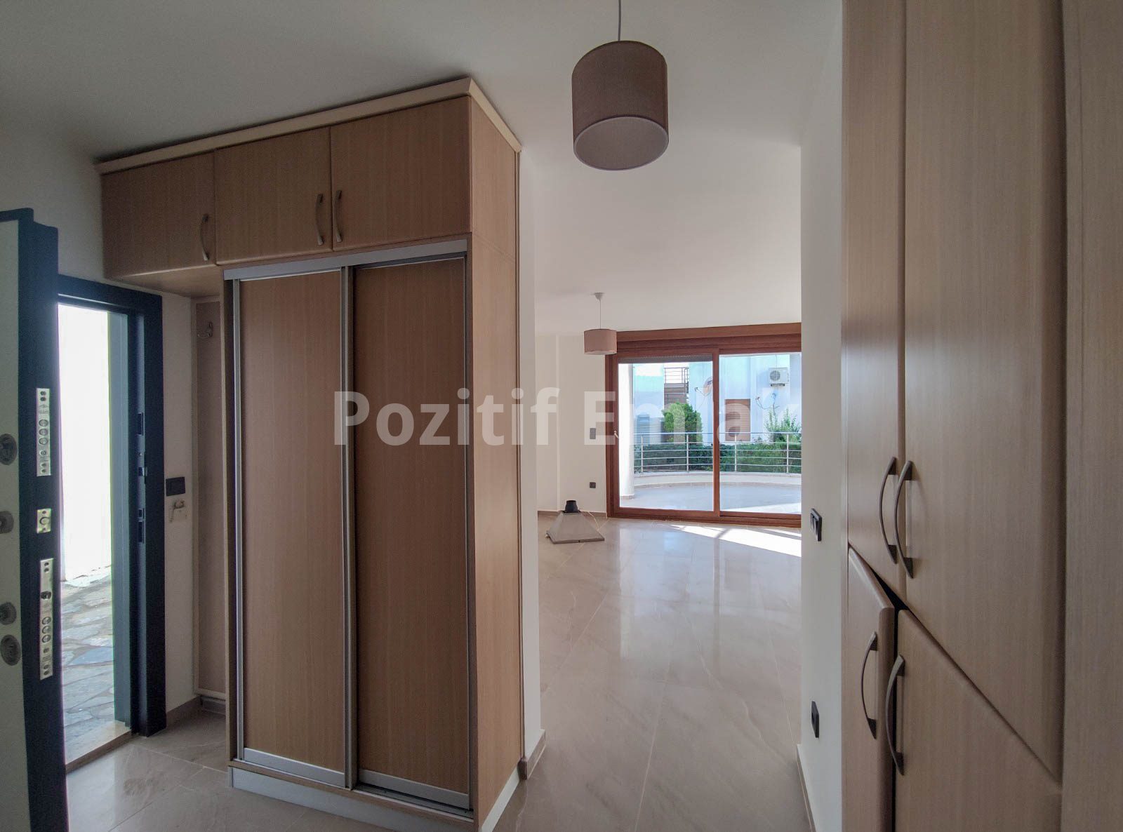 Turgutreis Bahçelievler'de Sahile Sıfır Satılık 2+1 Daire