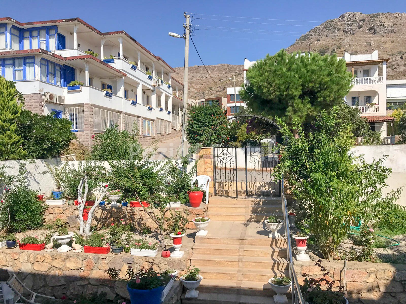Turgutreis Yalıda Full Deniz Manzaralı Sahile Yakın 2+1 Daire