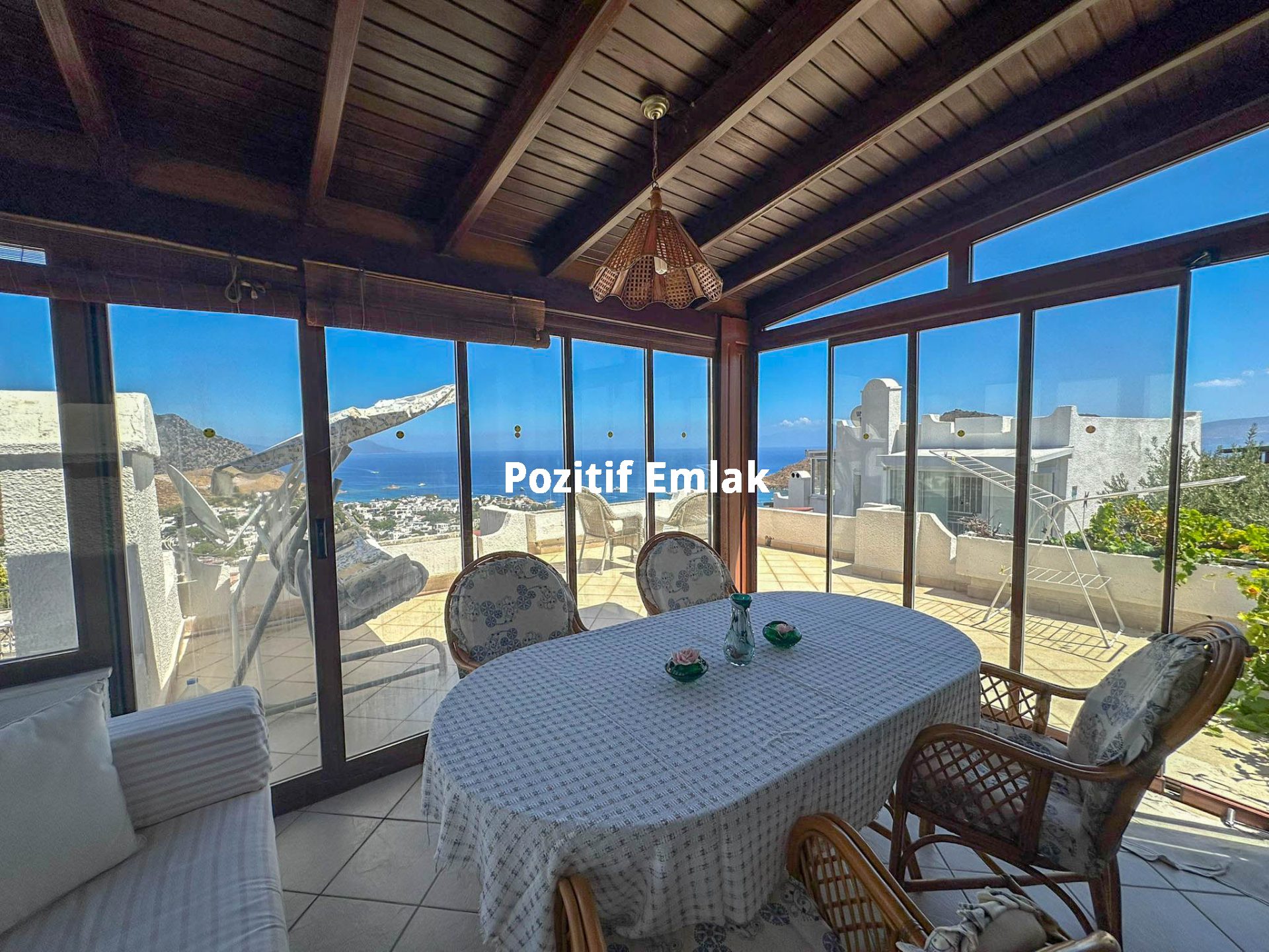 Akyarlar Karaincir Sitesi'nde Satılık Harika Manzaralı Dubleks