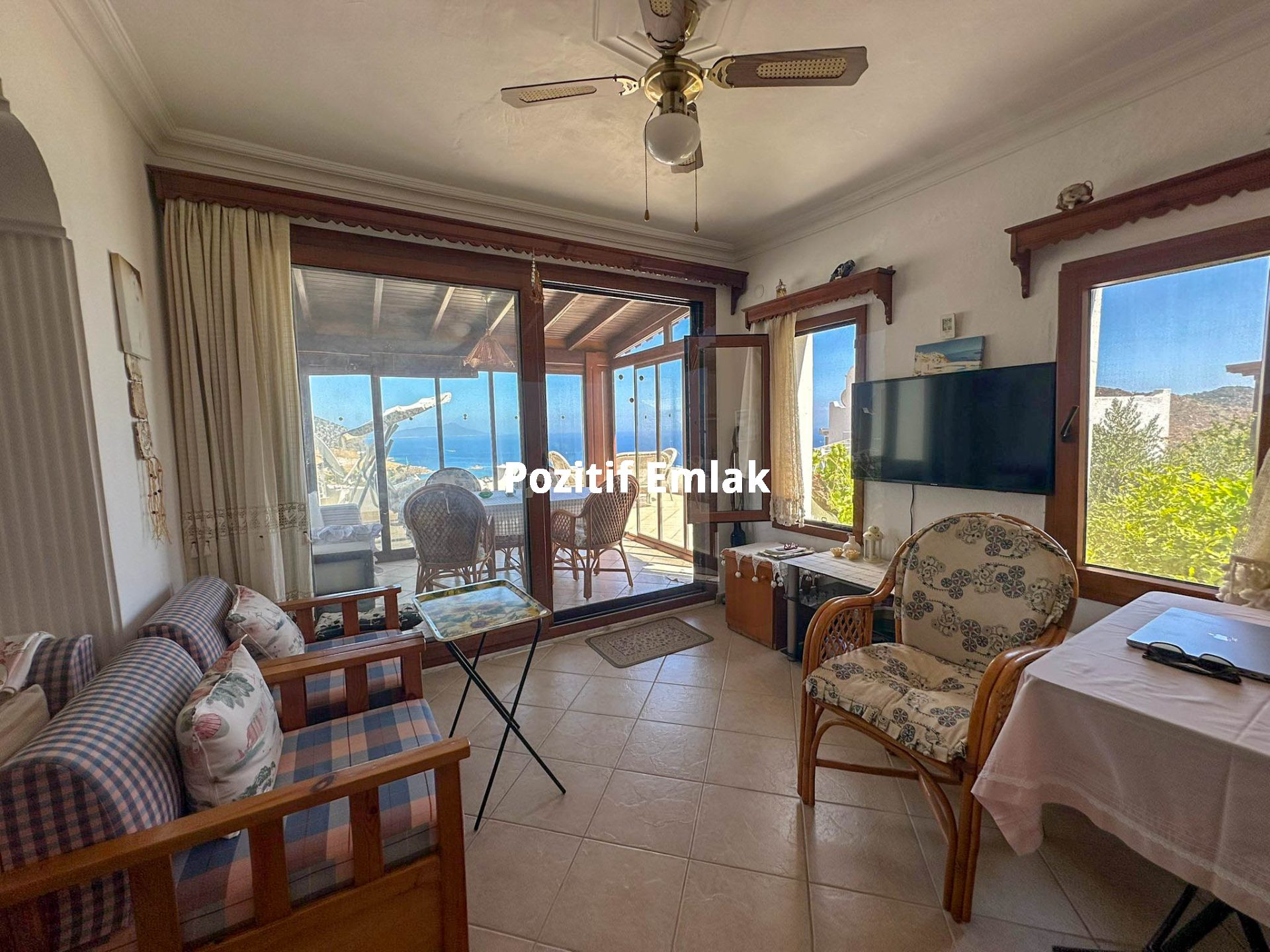 Akyarlar Karaincir Sitesi'nde Satılık Harika Manzaralı Dubleks