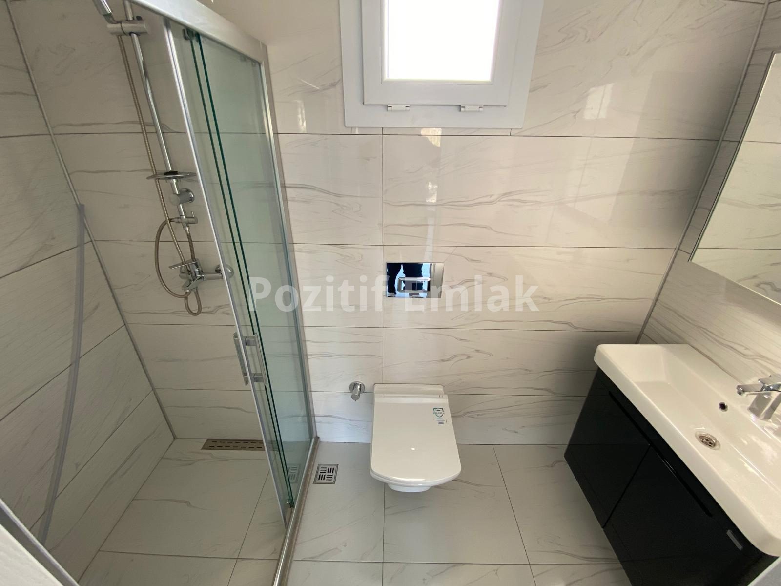 Bodrum Kadıkalesi'nde Denize Yakın Havuzlu Site içi 3+1 Villa