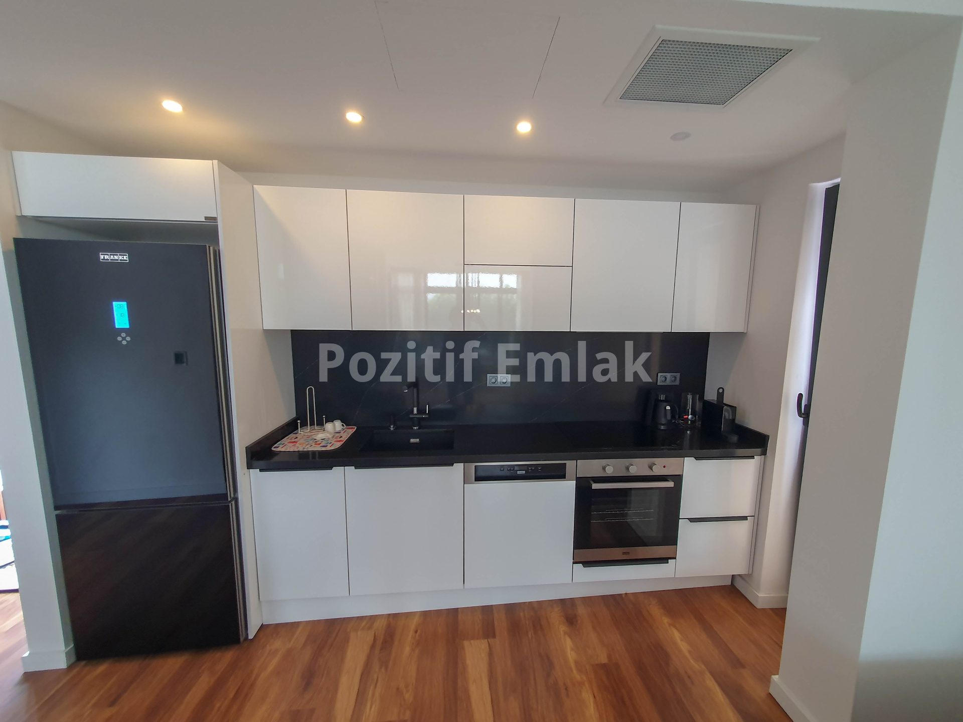 Bodrum Gümüşlük Merkezde Site içi Sıfır Lüks Daire