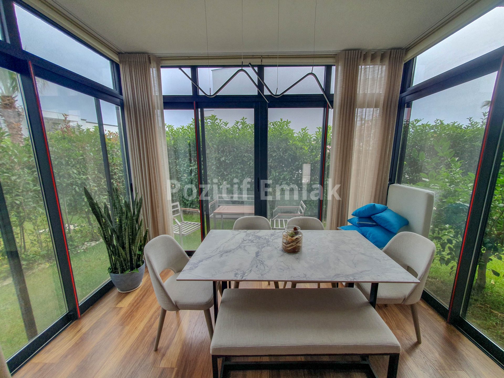 Bodrum Gümüşlük Merkezde Site içi Sıfır Lüks Daire