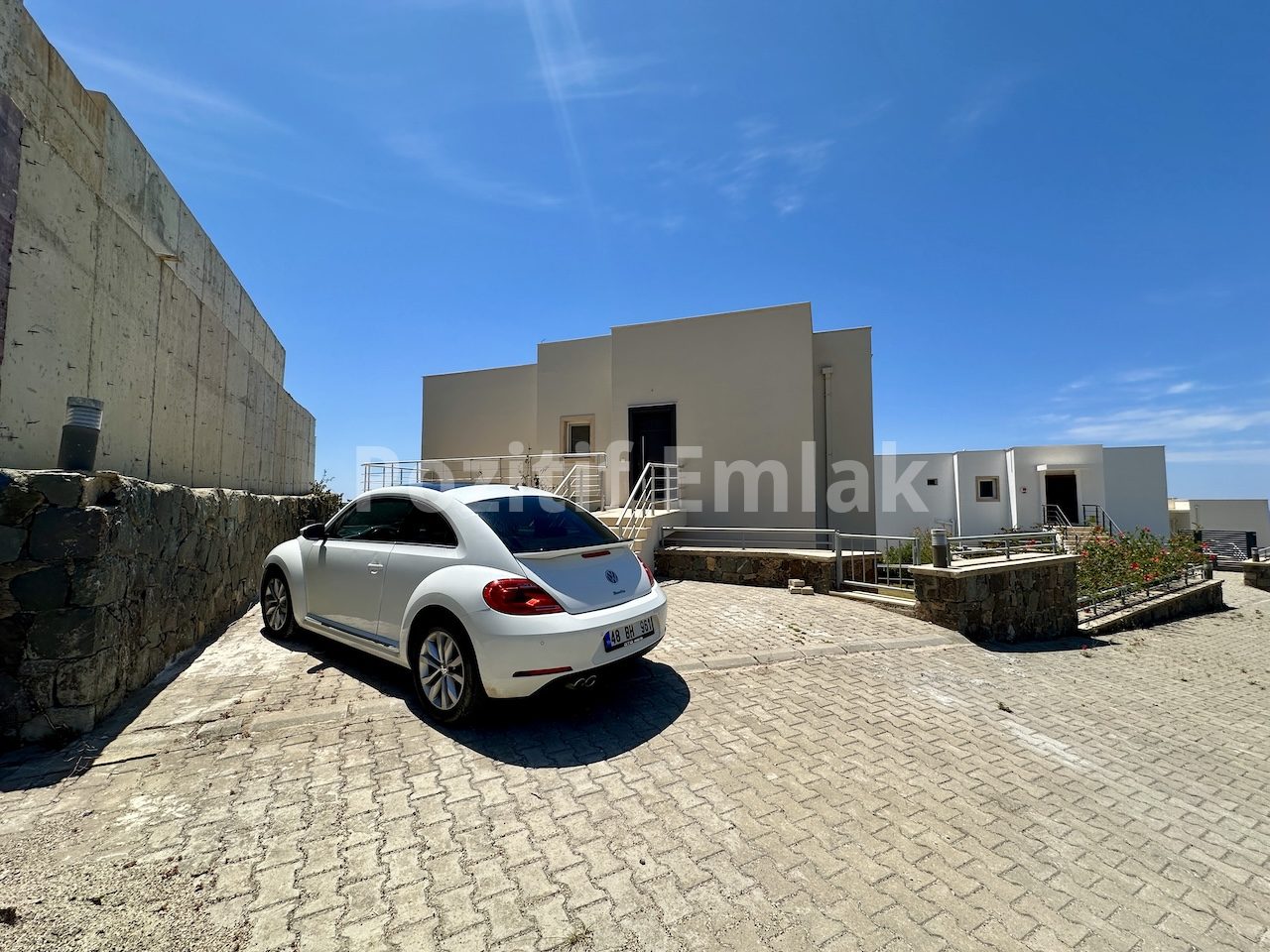 Bodrum Yalıkavak'ta Havuzlu Sitede Muhteşem Manzaralı 6+1 Villa
