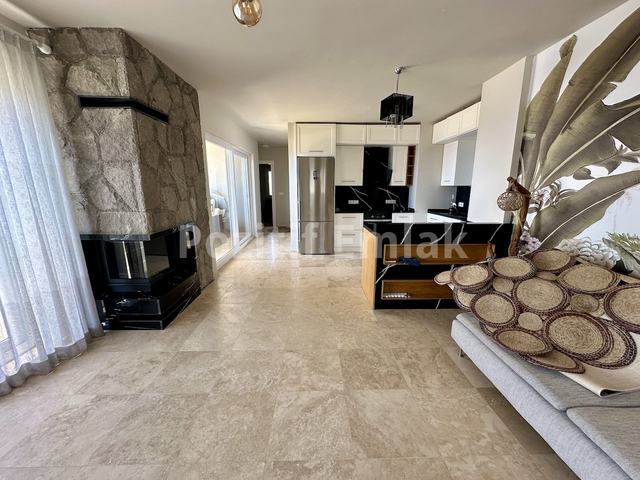 Bodrum Yalıkavak'ta Havuzlu Sitede Muhteşem Manzaralı 6+1 Villa