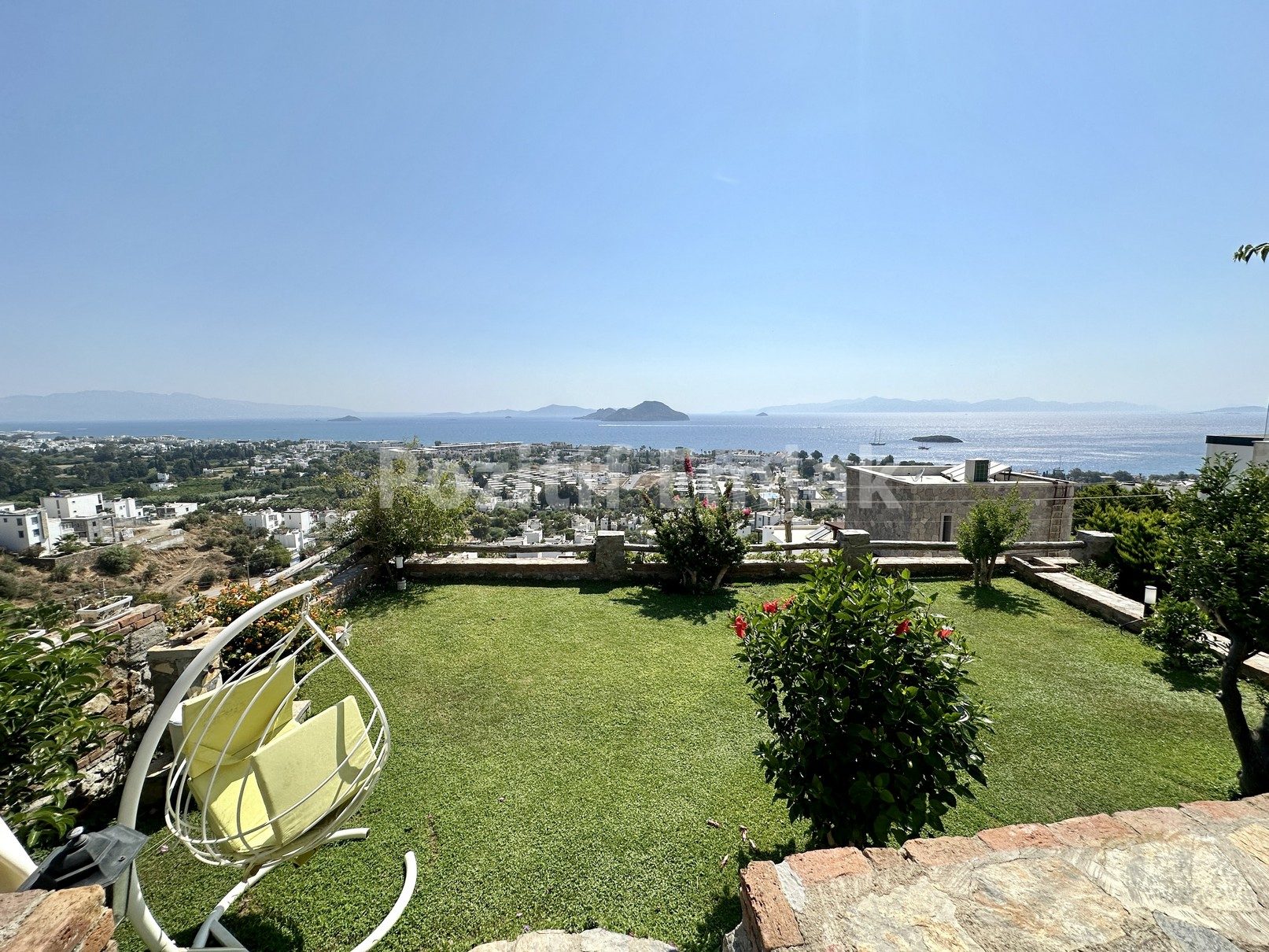 Bodrum Kadıkalesi'nde Harika Manzaralı Özel Havuzlu Villa