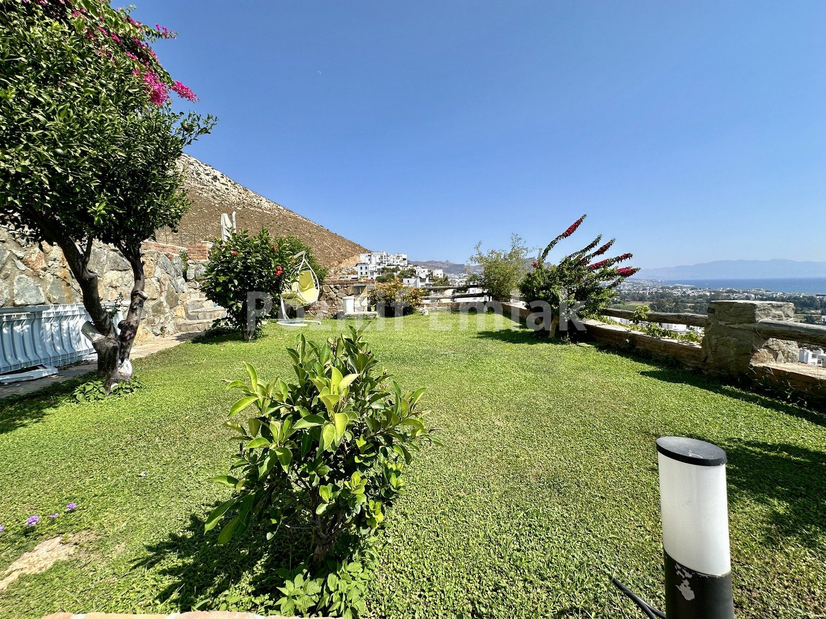 Bodrum Kadıkalesi'nde Harika Manzaralı Özel Havuzlu Villa