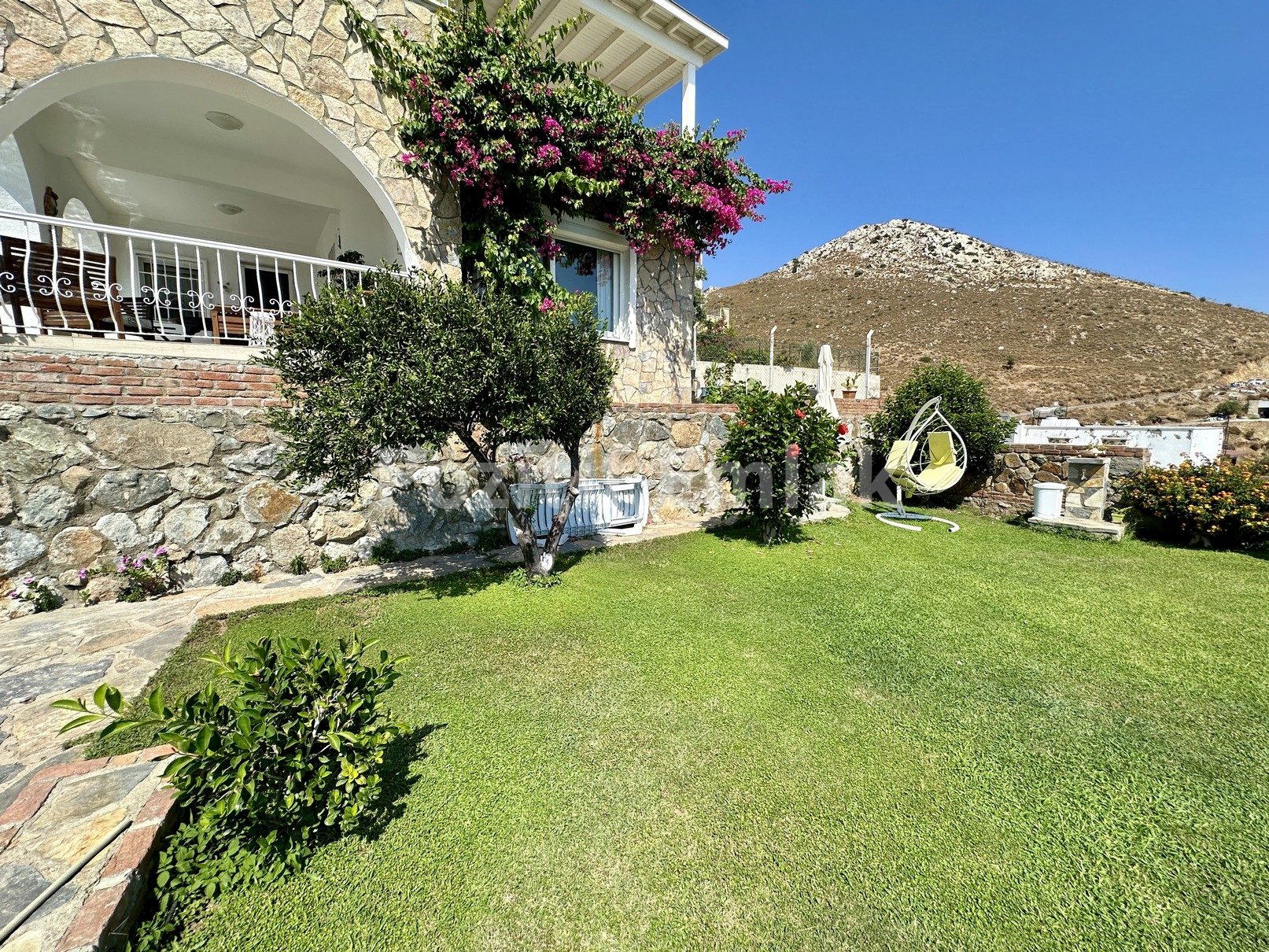 Bodrum Kadıkalesi'nde Harika Manzaralı Özel Havuzlu Villa