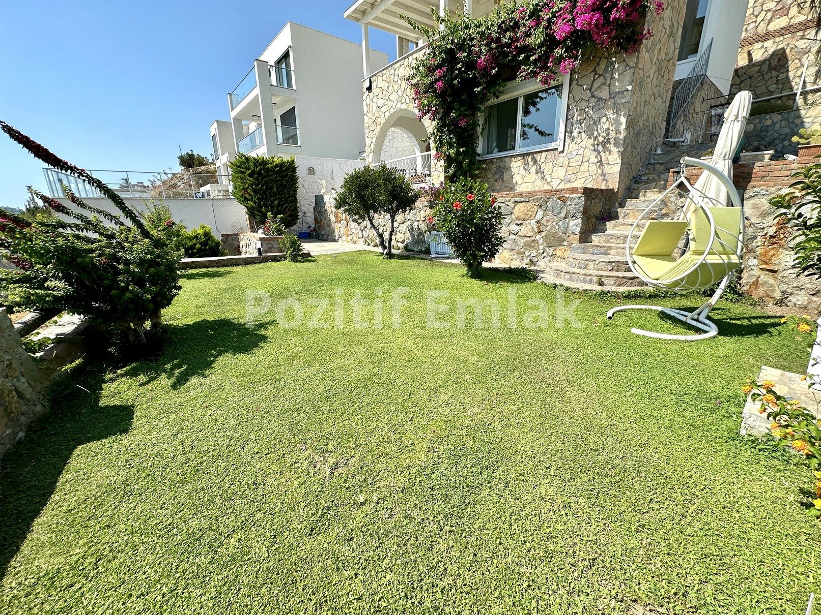 Bodrum Kadıkalesi'nde Harika Manzaralı Özel Havuzlu Villa