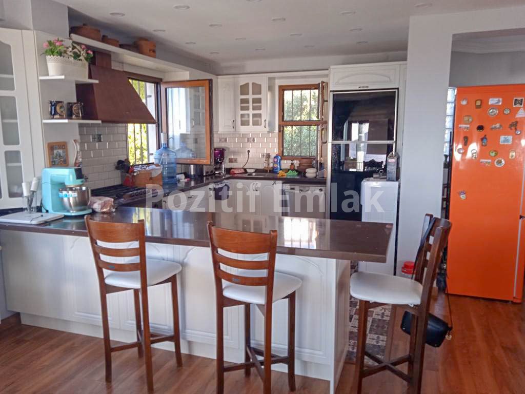 Turgutreis Yalı'da Özel Havuzlu Deniz Manzaralı Villa