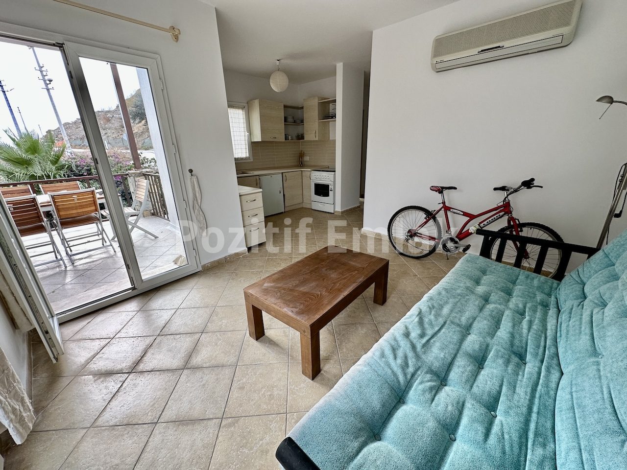 Gümüşlük'te Havuzlu Güvenlikli Sitede Manzaralı Ferah Daire