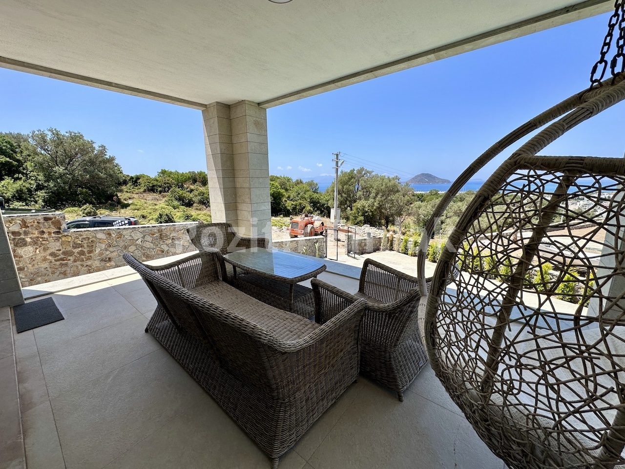Bodrum Turgutreis'te Harika Manzaralı ve Geniş Bahçeli Lüks Villa