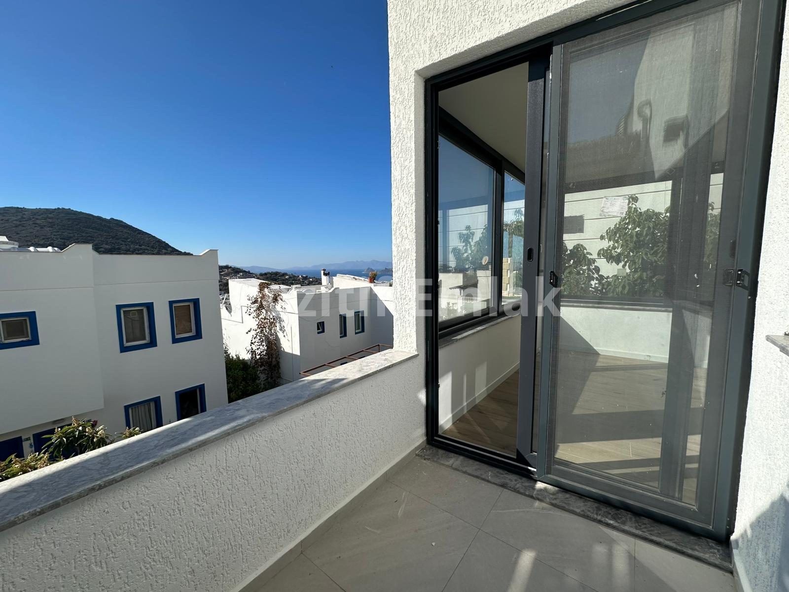 Turgutreis Karabağ'da Deniz Manzaralı Villa