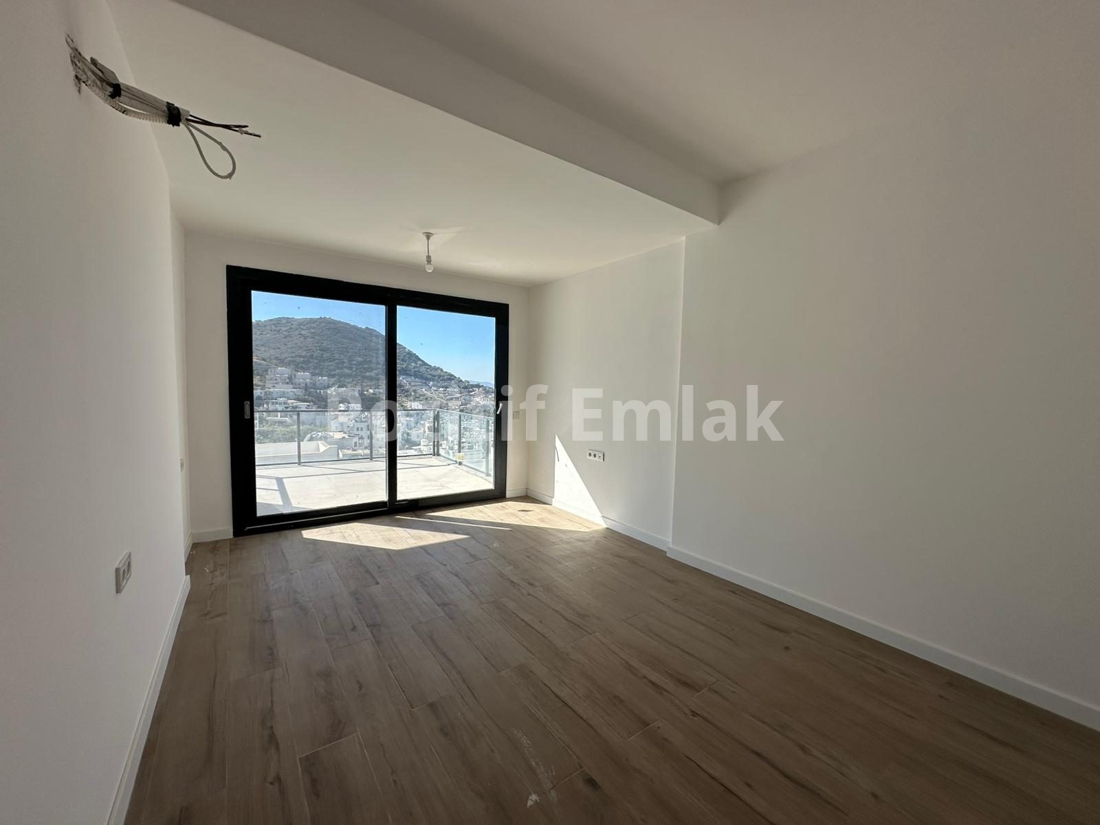 Turgutreis Karabağ'da Deniz Manzaralı Villa