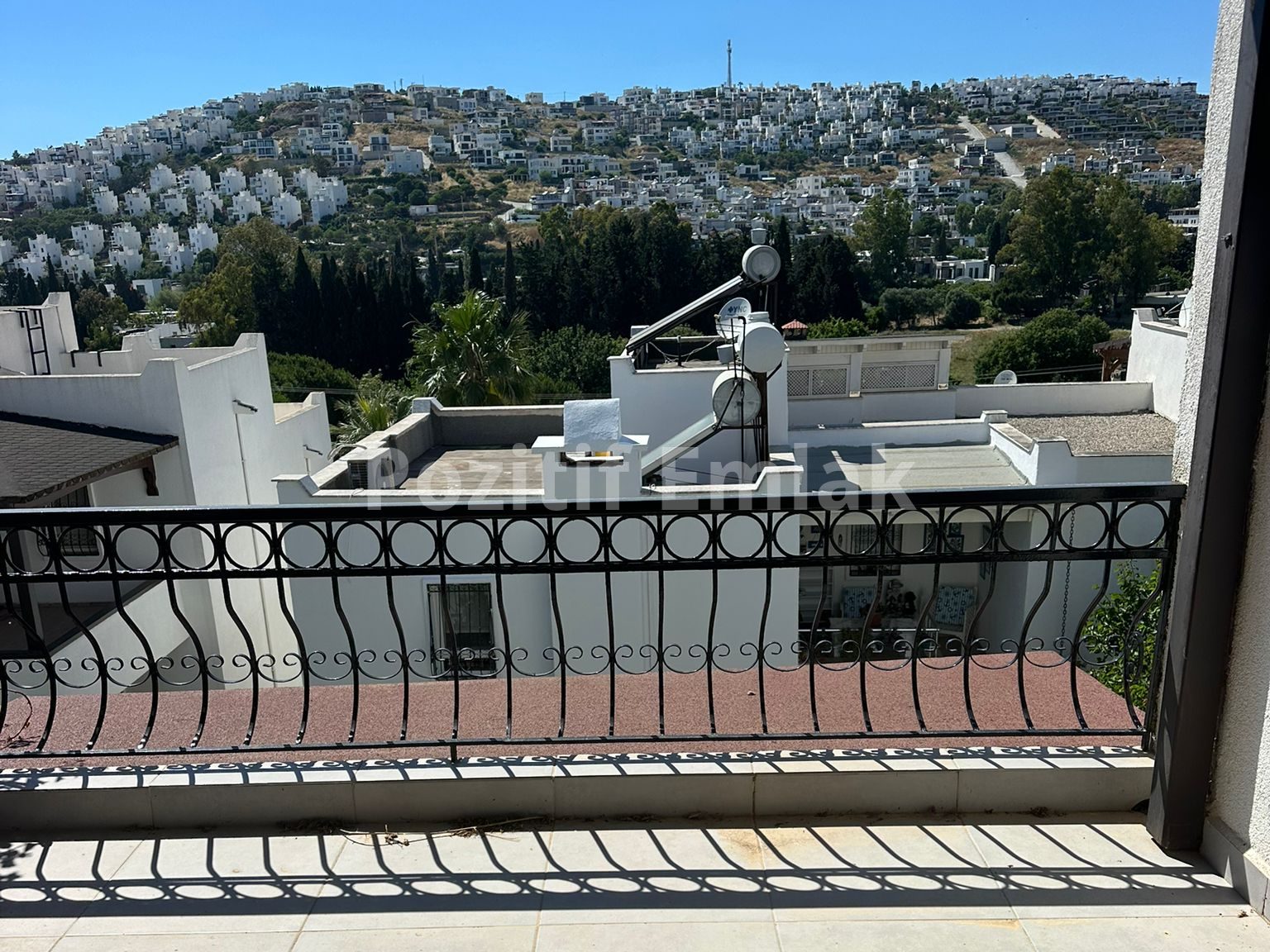 Bodrum Akyarlar'da Site içi Deniz Manzaralı Daire
