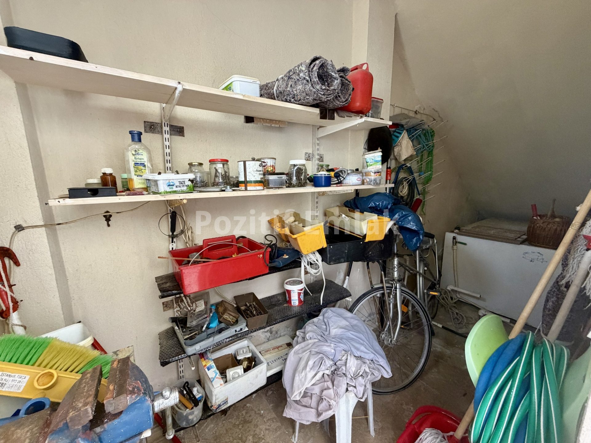 Turgutreis Merkezde Çok Geniş Ara Kat 3+1 Daire